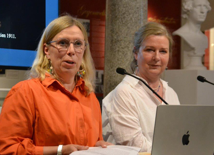 Anna-Dorothea Ludewig und Katharina Groth am 22.6.2024 in der Mendelssohn-Remise in Berlin. Foto: © Christel Wollmann-Fiedler