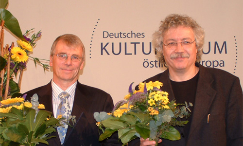 Die frisch gekürten Georg Dehio-Buchpreisträger 2006 Thomas Urban und Karl-Markus Gauß