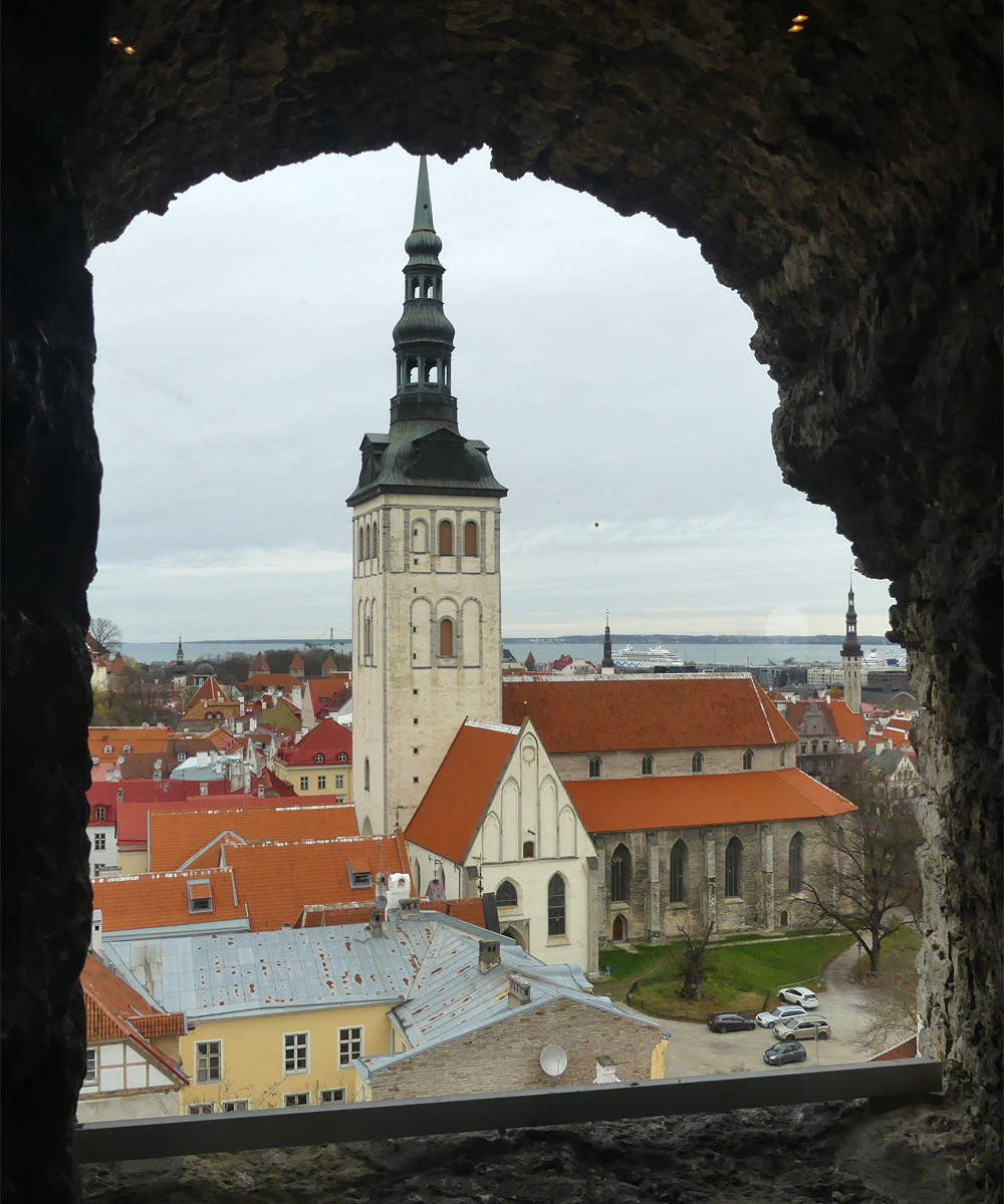 Reval/Tallinn: Blick vom Domberg auf die Nikolaikirche/Niguliste in Reval/Tallinn © Martin Pabst/ Deutsches Kulturforum östliches Europa